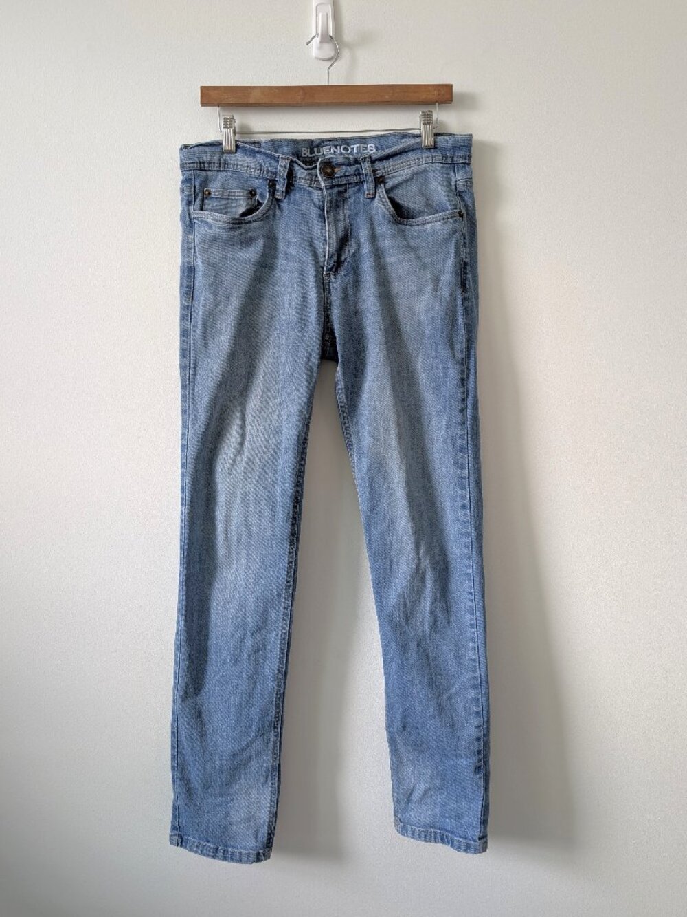BLUENOTES Slim Fit Jeans | No Size Tag, Fits 33Wx31L